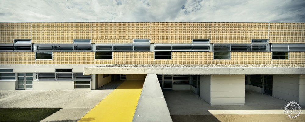 ɵѧУ/Batlle i Roig Arquitectes3ͼƬ