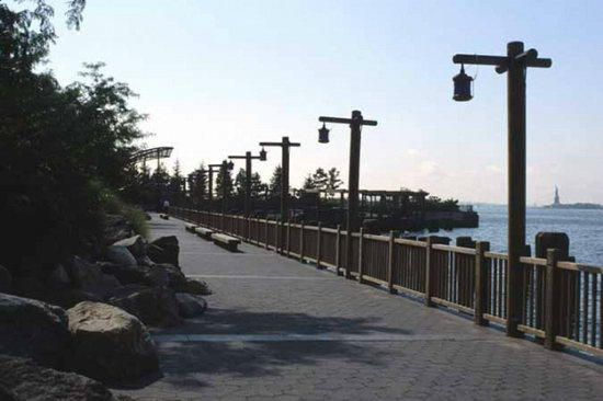 ŦԼף԰ǣBattery Park City15ͼƬ