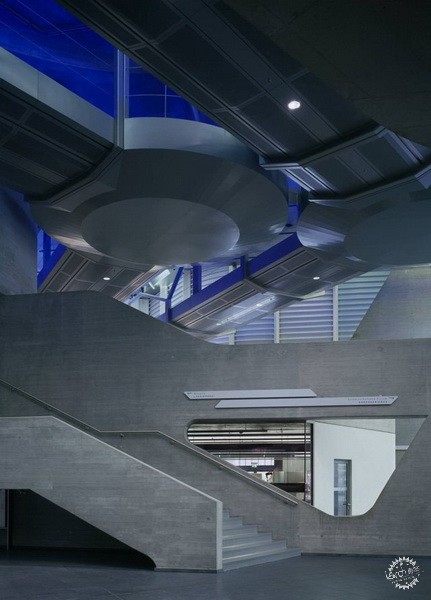 ¹BMWĹ bmw central building by ZAHA HADID ϵµ7ͼƬ