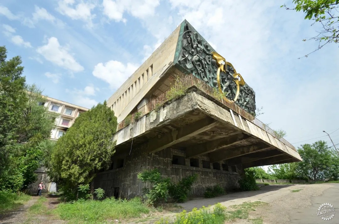 Brutalism / 苏联时期粗野主义建筑第108张图片
