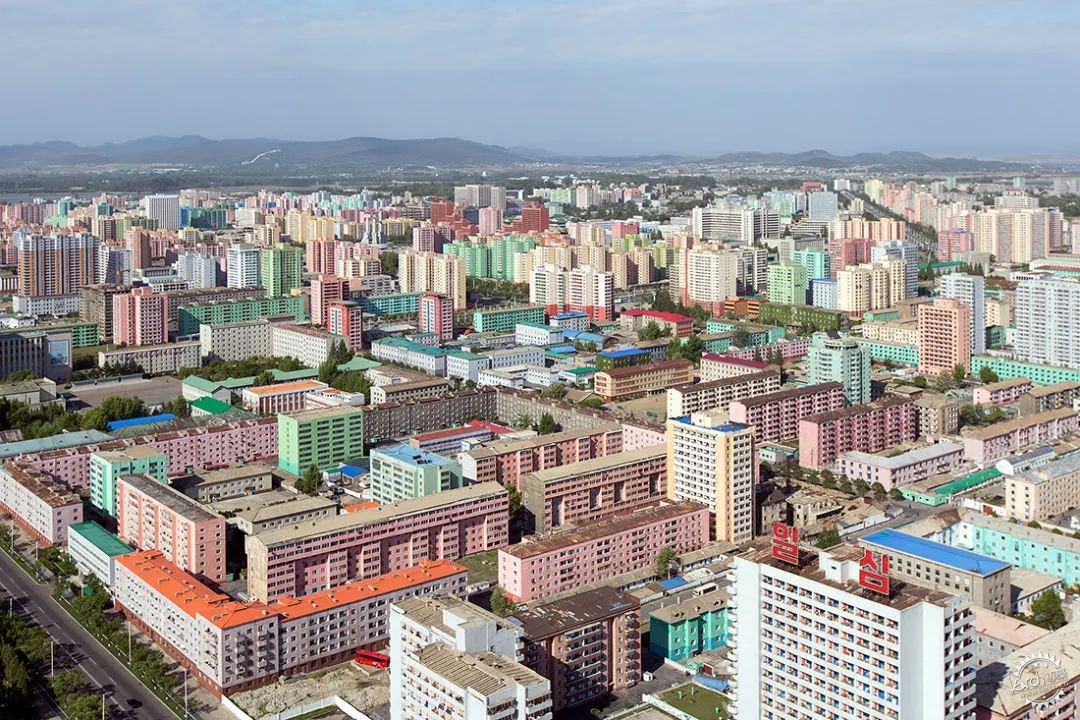 金正恩亲自设计住宅刷屏！马龙卡色平壤、未来主义饭店，朝鲜还有哪些迷之建筑？第24张图片