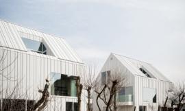 铝板立面，比利时海岸白色住宅