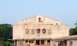 印度南部的电影院 MOVIE THEATRES IN SOUTH INDIA BY STEFANIE ZOCHE