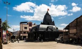 独特的寺庙，冷酷的色彩｜印度黑石寺庙