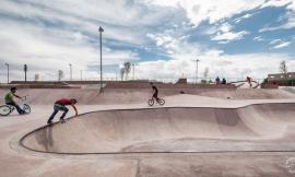自由形态拟自沙漠：墨西哥La Duna粉色滑板广场